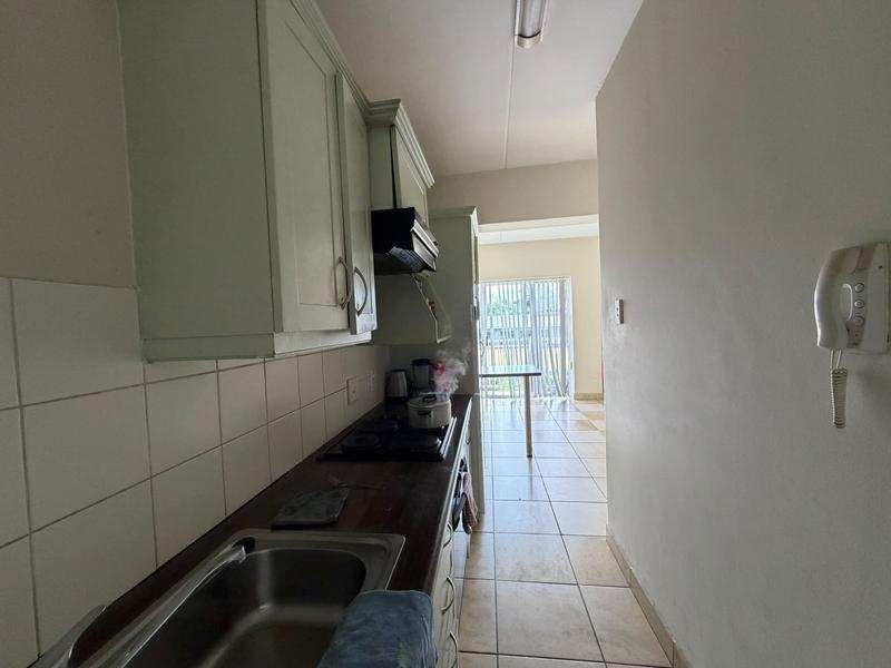 To Let 2 Bedroom Property for Rent in Grahamstown Eastern Cape